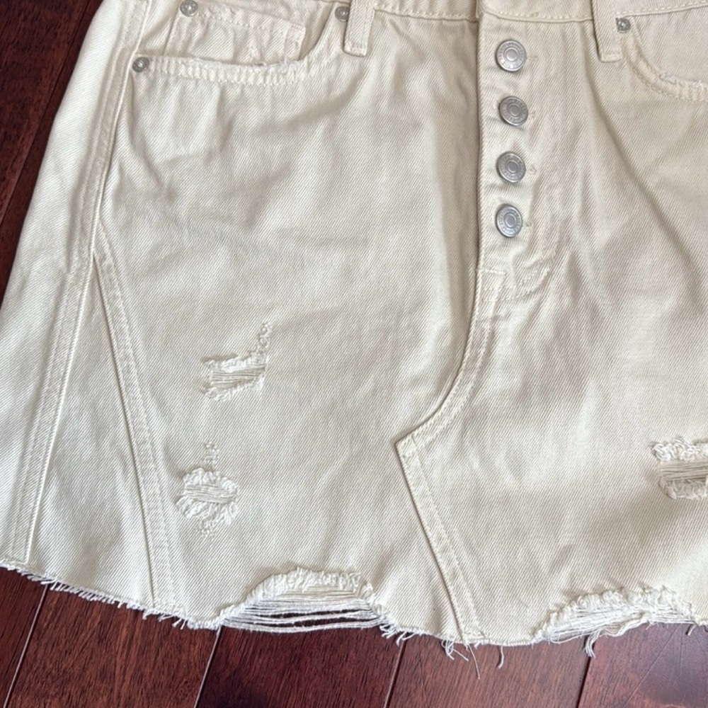NWT Free People Button Front Distressed Cream/White Denim Skirt - Picture 2 of 6